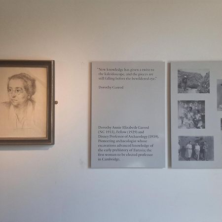 Newnham College - University Of Cambridge Buitenkant foto